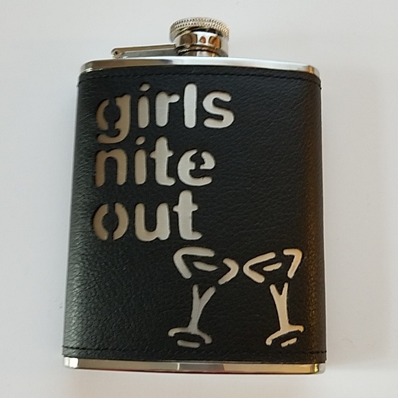 NEW Girls Night Flask - Picture 1 of 4